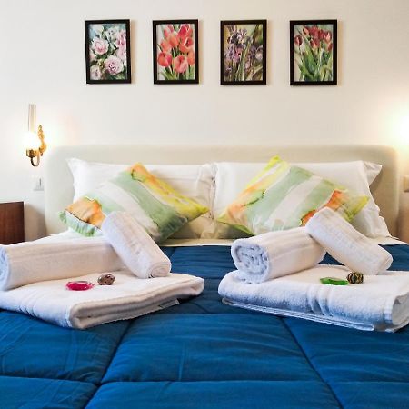 Casa Scotty 2 Daire Ancona Dış mekan fotoğraf